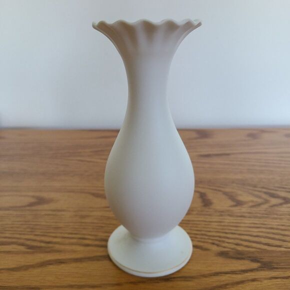 Lefton China Bisque Hand-Painted Raised Flowers Floral Vase Porcelain Item KW829 - Picture 8 of 15